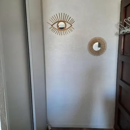Location T2 Port * Leucate