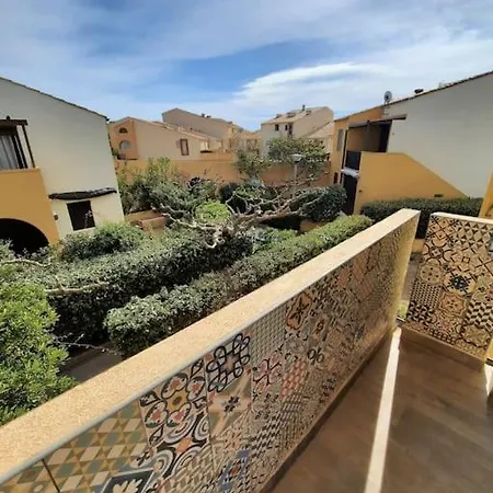 Location T2 Port Leucate