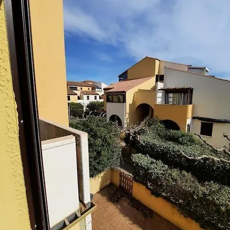 Location T2 Port Apartment
